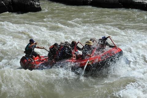 Whitewater Rafting on Snake River Whitewater Rafting on Snake River